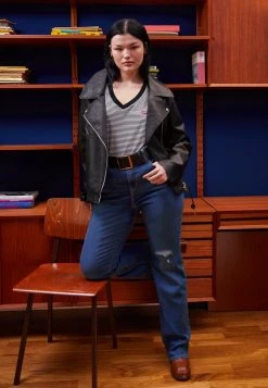 Levi's® Plus V NECK TEE T Shirt Print Black Damen