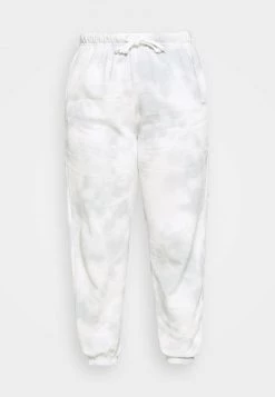 Levi's® Plus BENCHWARMER Jogginghose Air Damen -Günstiges L'Oréal Paris Geschäft 745cbbeb623d47d8b437e3a31d17c673