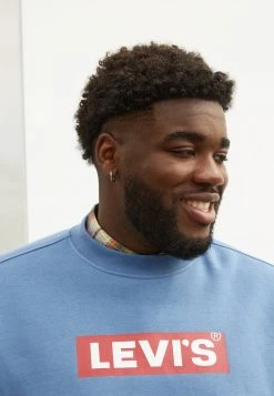 Levi's® Plus Herren BIG RELAXED GRAPHIC CREW Sweatshirt Sunset Blue -Günstiges L'Oréal Paris Geschäft 93627dae84404dcba7dd1fbc00dd4529