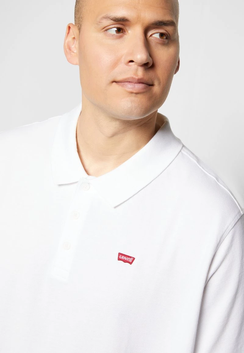Levi's® Plus Herren BIG BATWING Poloshirt White 8 Levi's® Plus Herren BIG BATWING Poloshirt White - Image 6