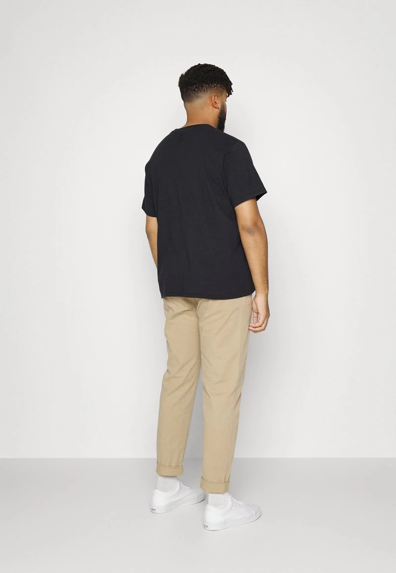 Levi's® Plus Herren BIG GRAPHIC TEE T Shirt Print Caviar 5 Levi's® Plus Herren BIG GRAPHIC TEE T Shirt Print Caviar - Image 3